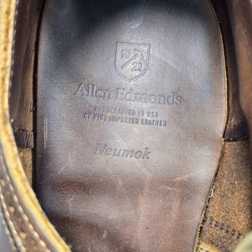 Allen Edmonds Neumok Wingtip Oxford Mens 11 D Brown Brogue Leather Made In USA - Picture 8 of 11